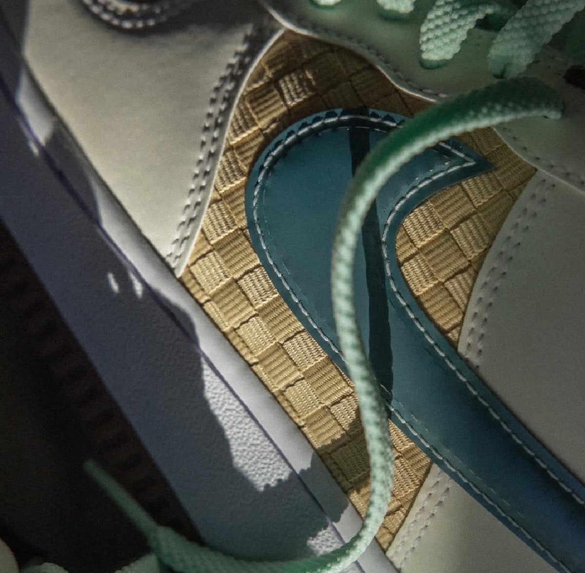 Nike AF1 Oeufs de Pâques 2025 IB5722-100 (3)