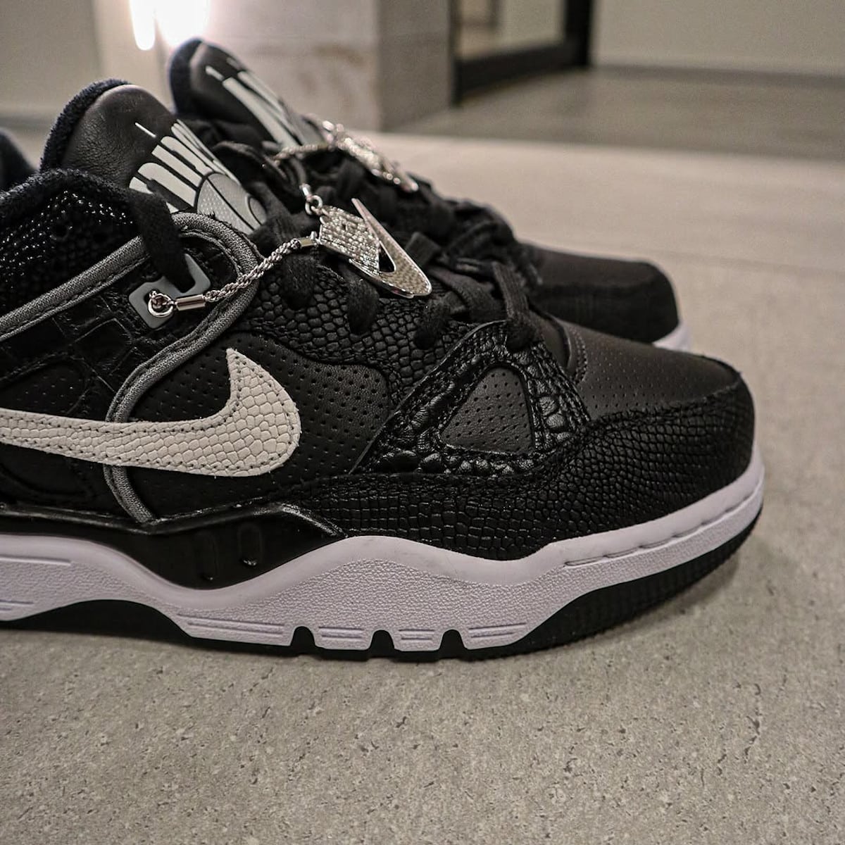 Nike Air Force 3 Low SP noire HF7630-001 (5)