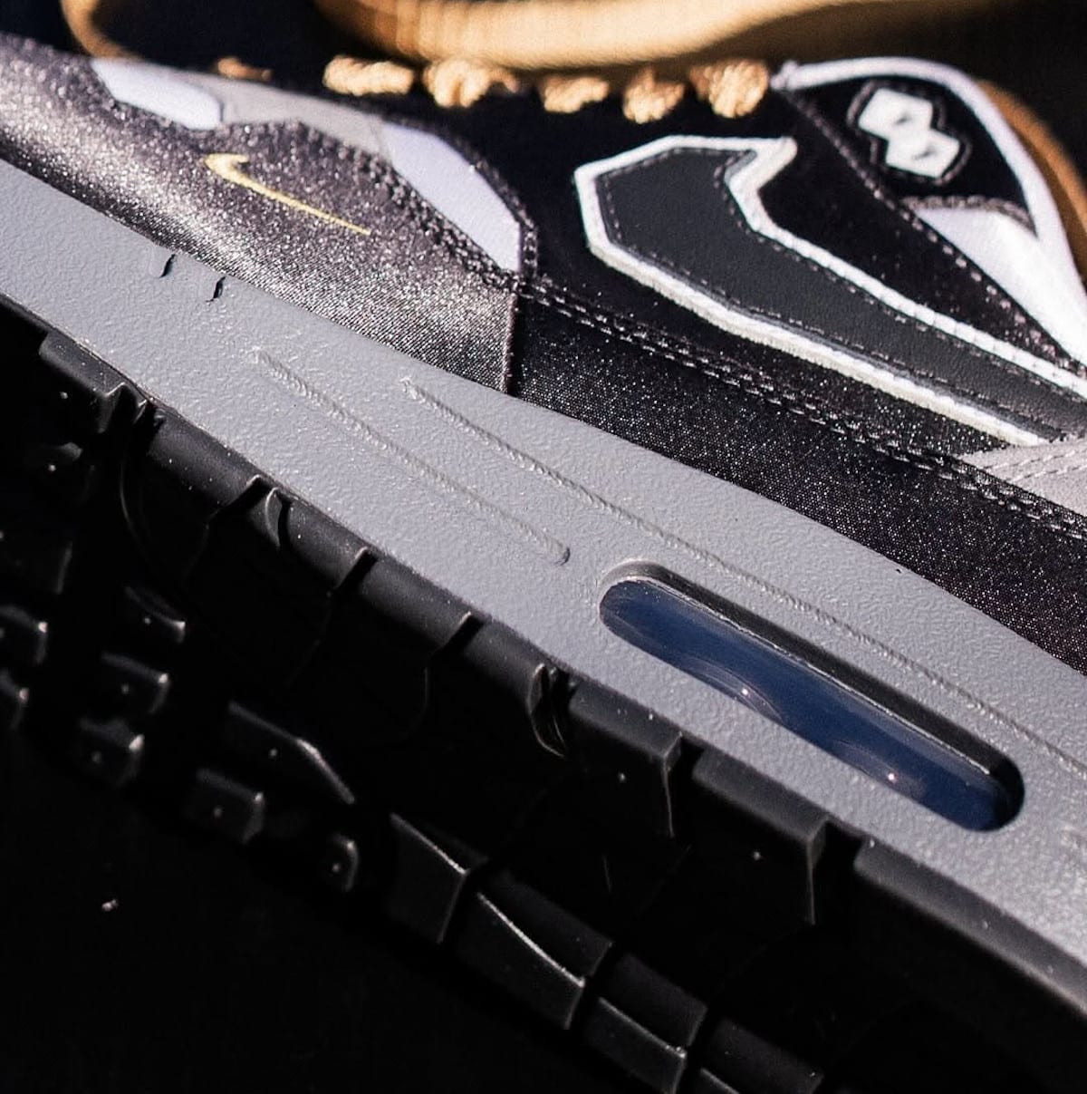 Nike Air Max 1 007 IB9898-001 (2)
