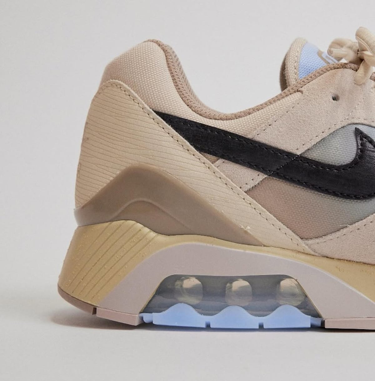 Nike Air Max 180 Light Khaki HJ6282-200 (1)