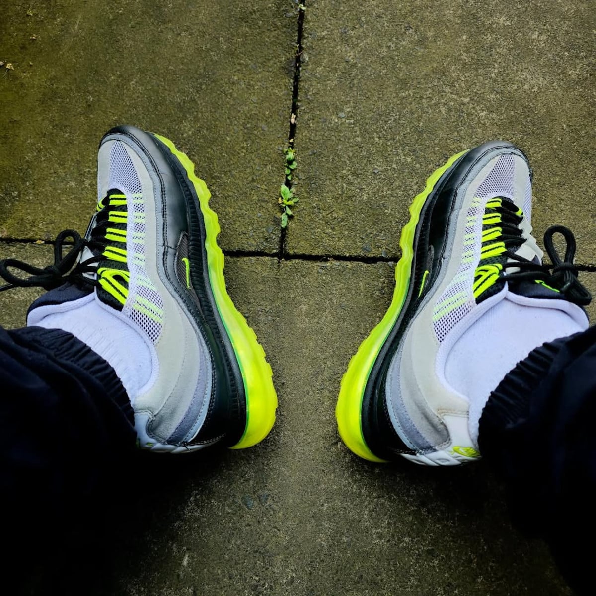 Nike Air Max 24 7 Neon @nitrousoxide19 (2)