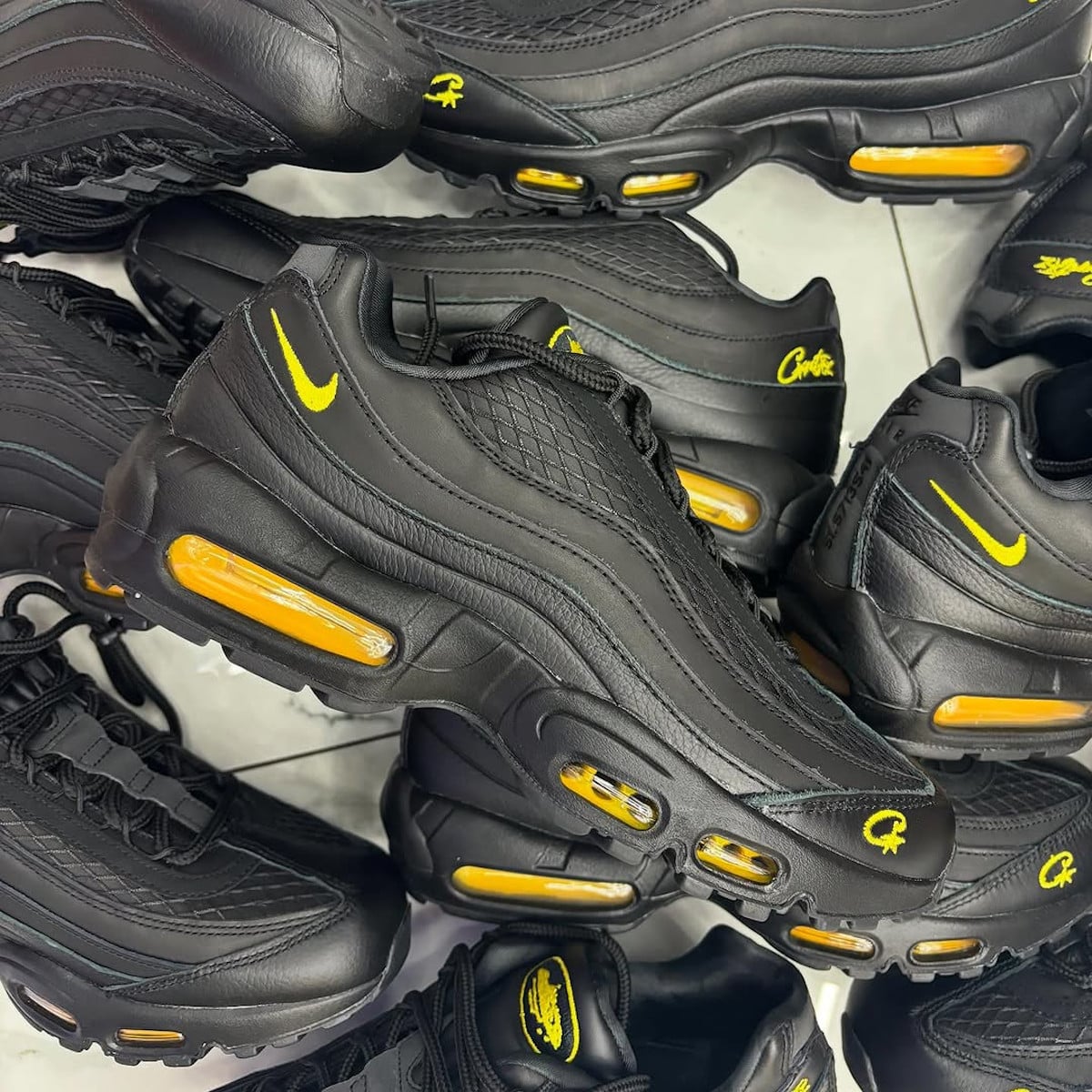 Nike Air Max 95 Corteiz Honey Blacks FB2709-003 (1)