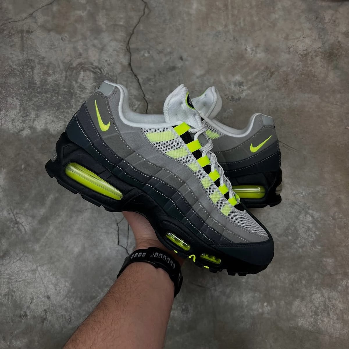 Nike Air Max 95 Neon 2025 HM4740-001