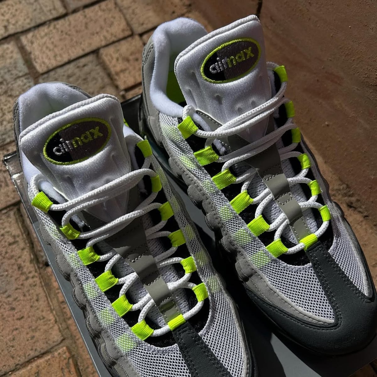 Nike Air Max 95 Yellow Gradation 30 ans HM4740-001 (3)