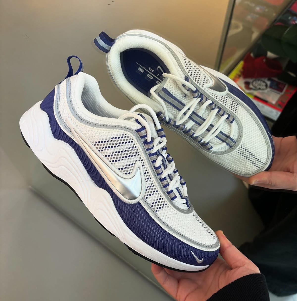 Nike Air Zoom Spiridon blanche et violette HF9117-100 (1)