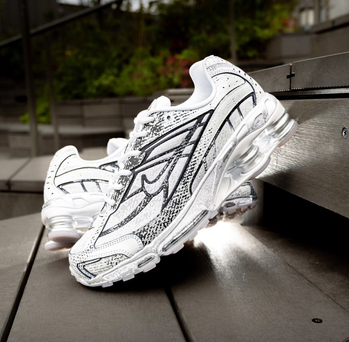 Nike Shox Ride 2 Distressed Metallic Platinum IB8174-100
