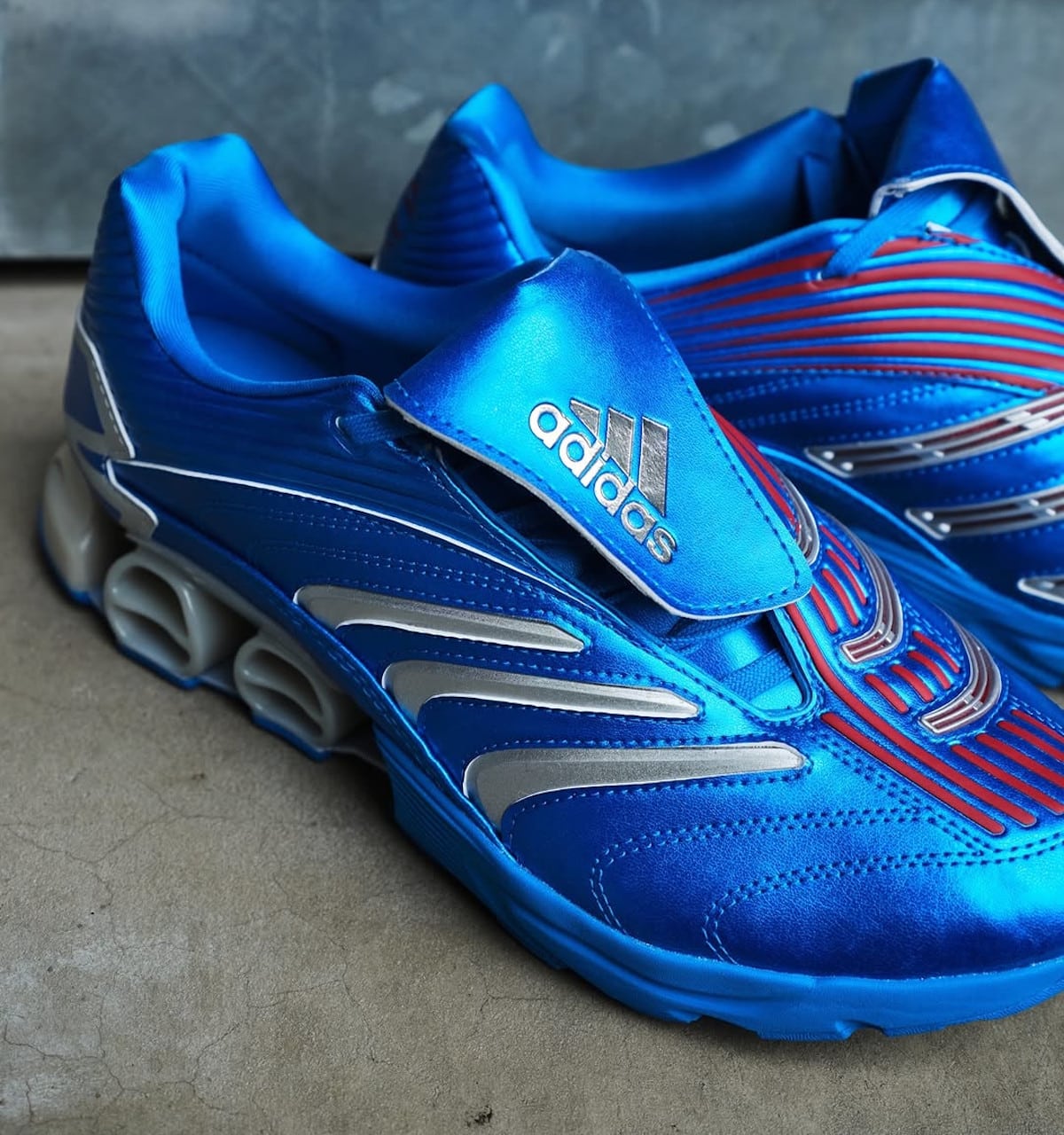 adidas Predator Megaride Shock Blue JI3515 (2)