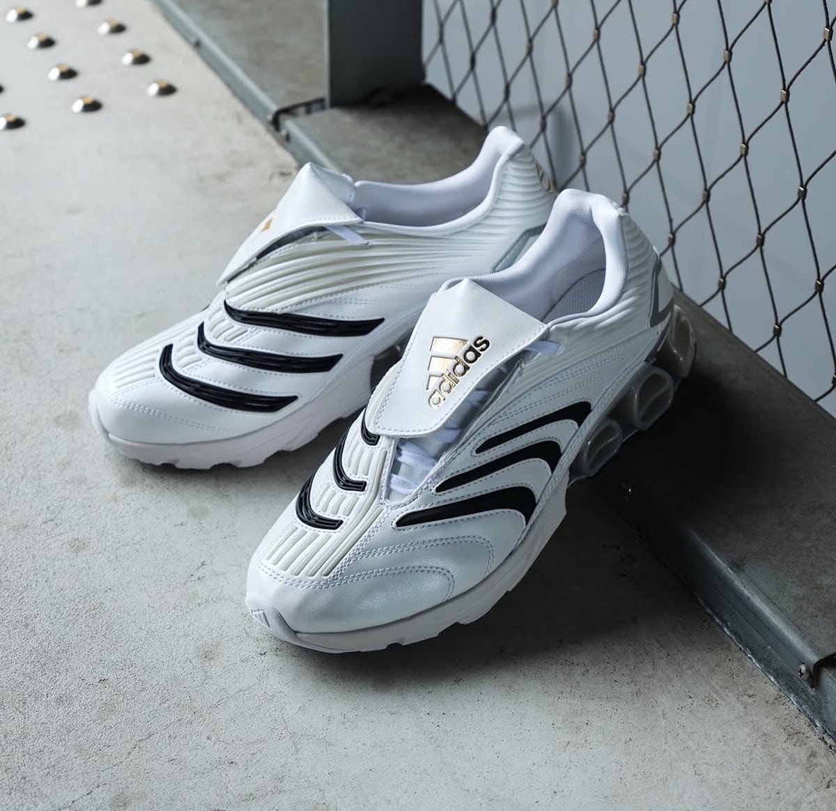 adidas Predator Megaride White Black JP7121 (2)