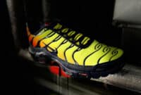Nike TN Lemon Venom DM0032-701 (couv)