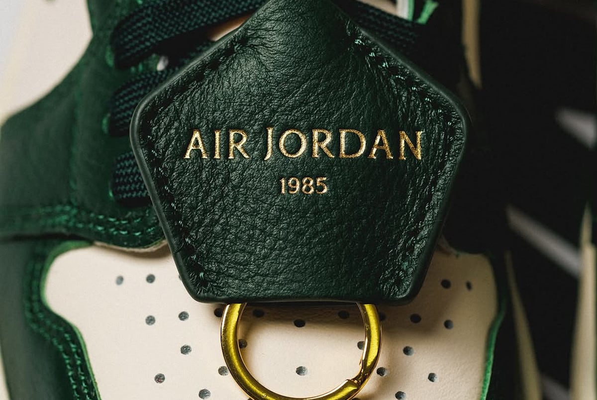 Air Jordan 1 Pale Ivory Pro Green Fir FD2596-101 (couv)