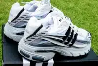 adidas Adistar Jellyfish Pharrell William Solid Grey JP9265 (couv)