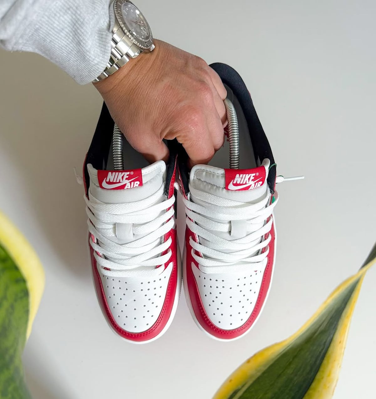 AJ1 Low Chicago 40th Anniversary HQ6998-600 (2)