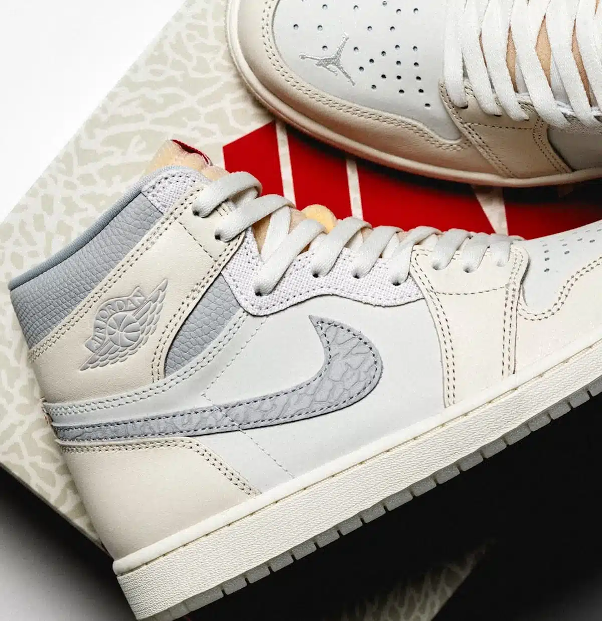 Air Jordan 1 High Sail Red Elephant Swoosh IH4363-100 (1)