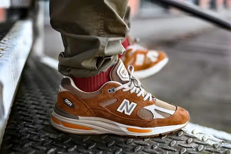New Balance 991v2 sous cotée