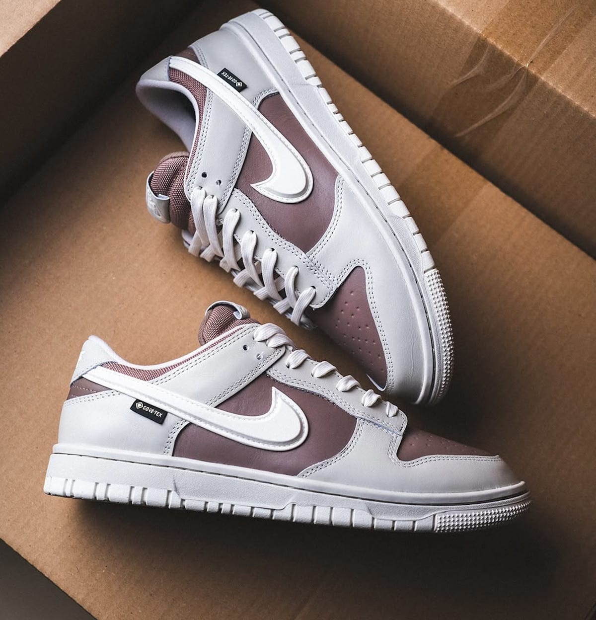 Nike Dunk Low Gore Tex Light Bone HQ2053-002 (2)