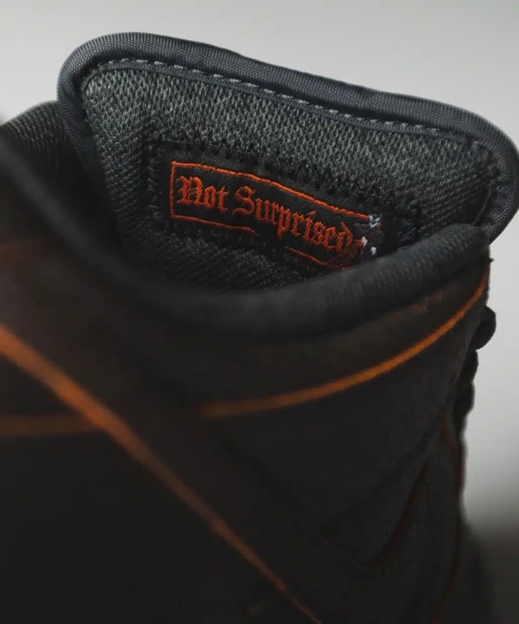 Nike SB Dunk Low Krampus 2025 HV1668-001 (3)