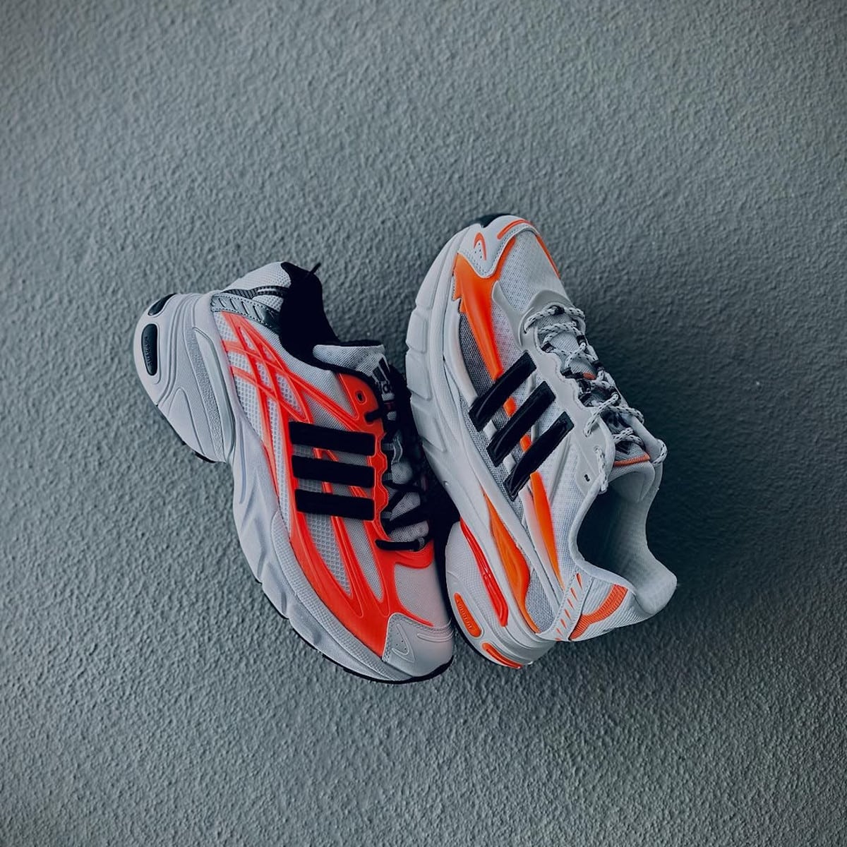 adidas Adistar XLG 2.0 vs adidas Adistar Jellyfish Pharrell Williams