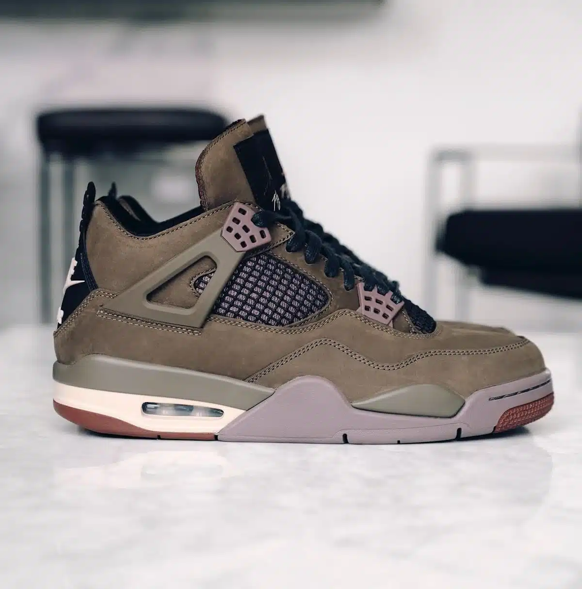 A Ma Maniere x Air Jordan 4 Dark Mocha IF3102-200