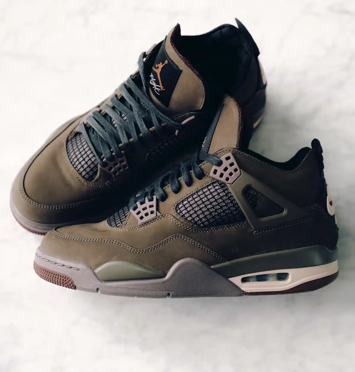 Air Jordan 4 marron café IF3102-200 (2)