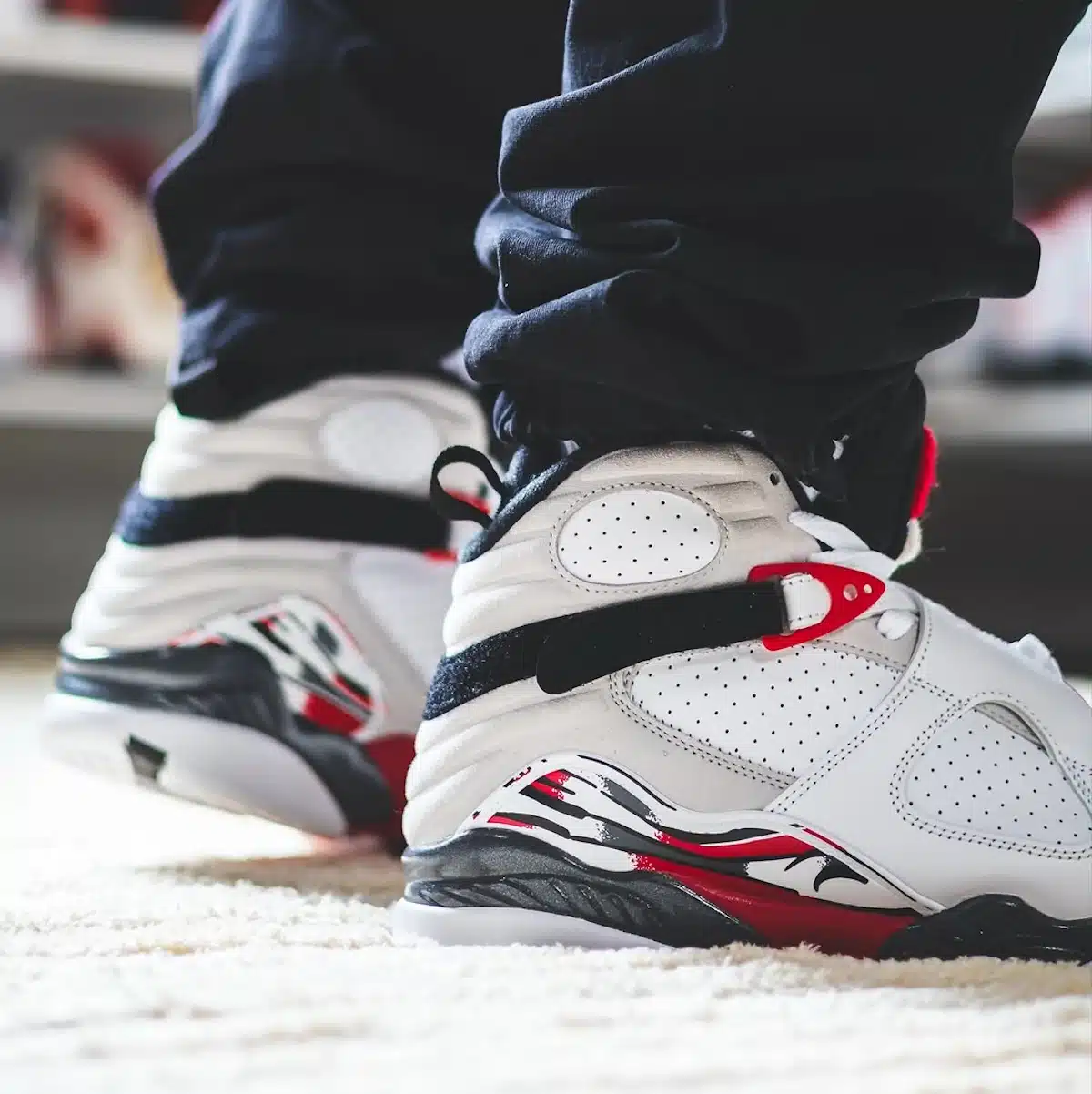 Air Jordan 8 blanche grise et rouge 305381-100 (2)