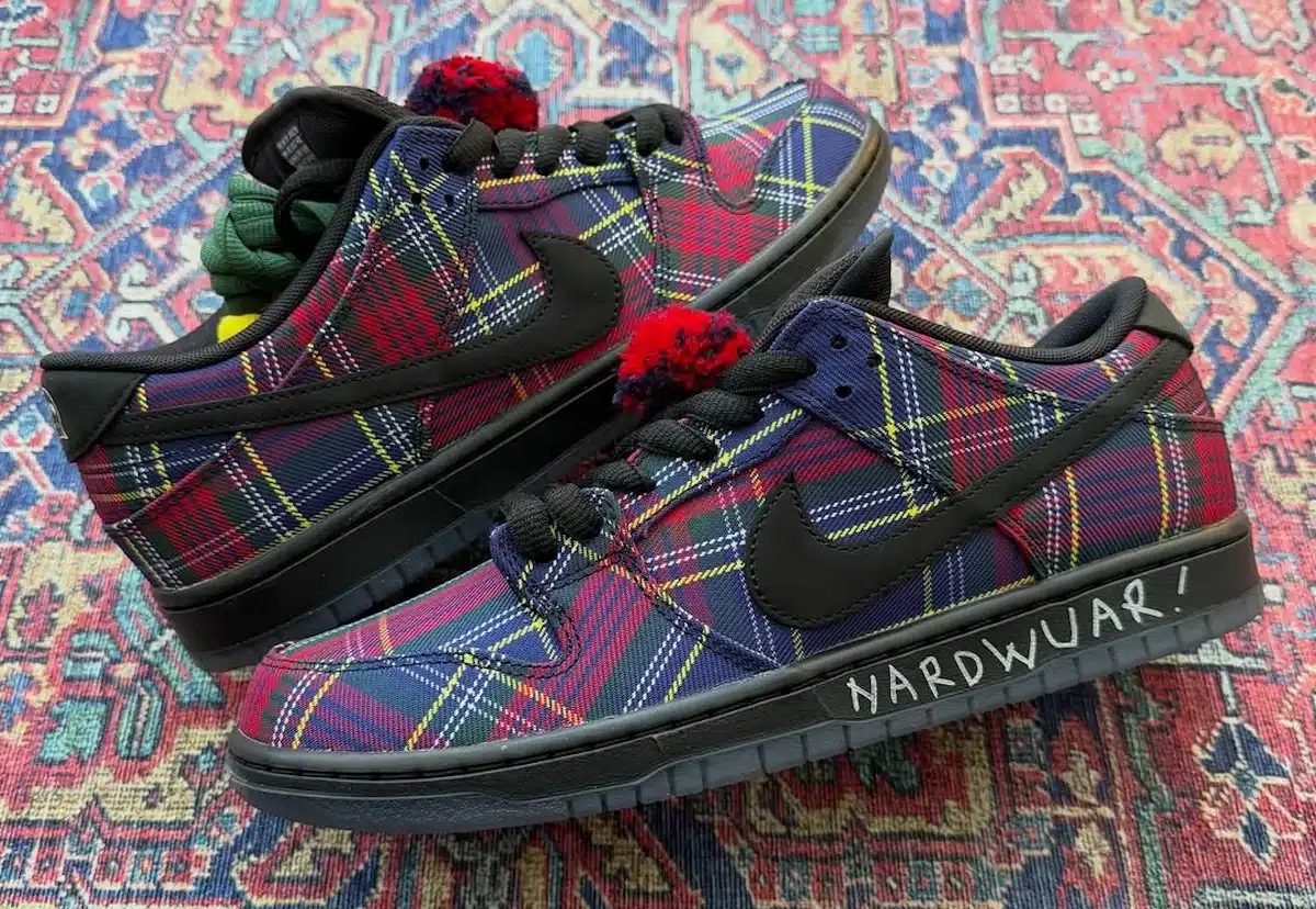 Nardwuar x Nike SB Dunk Low Tartan II1493-600 (couv