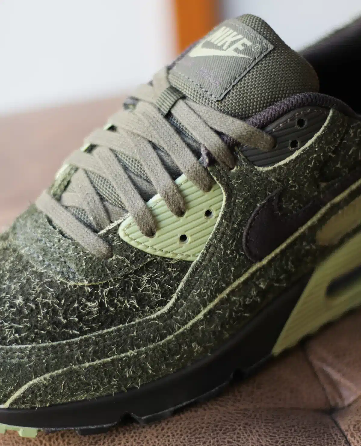 Nike Air Max 90 en daim poilu vert HV6663-300 (3)