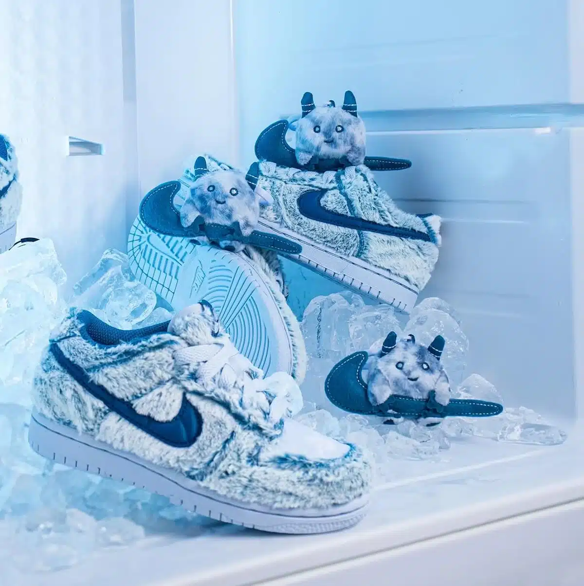 Nike Dunk Low Abominable Snowman IM7170-441 (1)