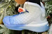 Nike Kobe 3 Christmas 2025 IQ5338-400 (couv)