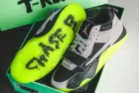 Travis Scott x Jordan Jumpman Jack brille dans le noir IH7971-001 (couv)