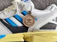 adidas ZX 8000 blanche grise et bleue fabriquée en Allemagne JR4609 (3)