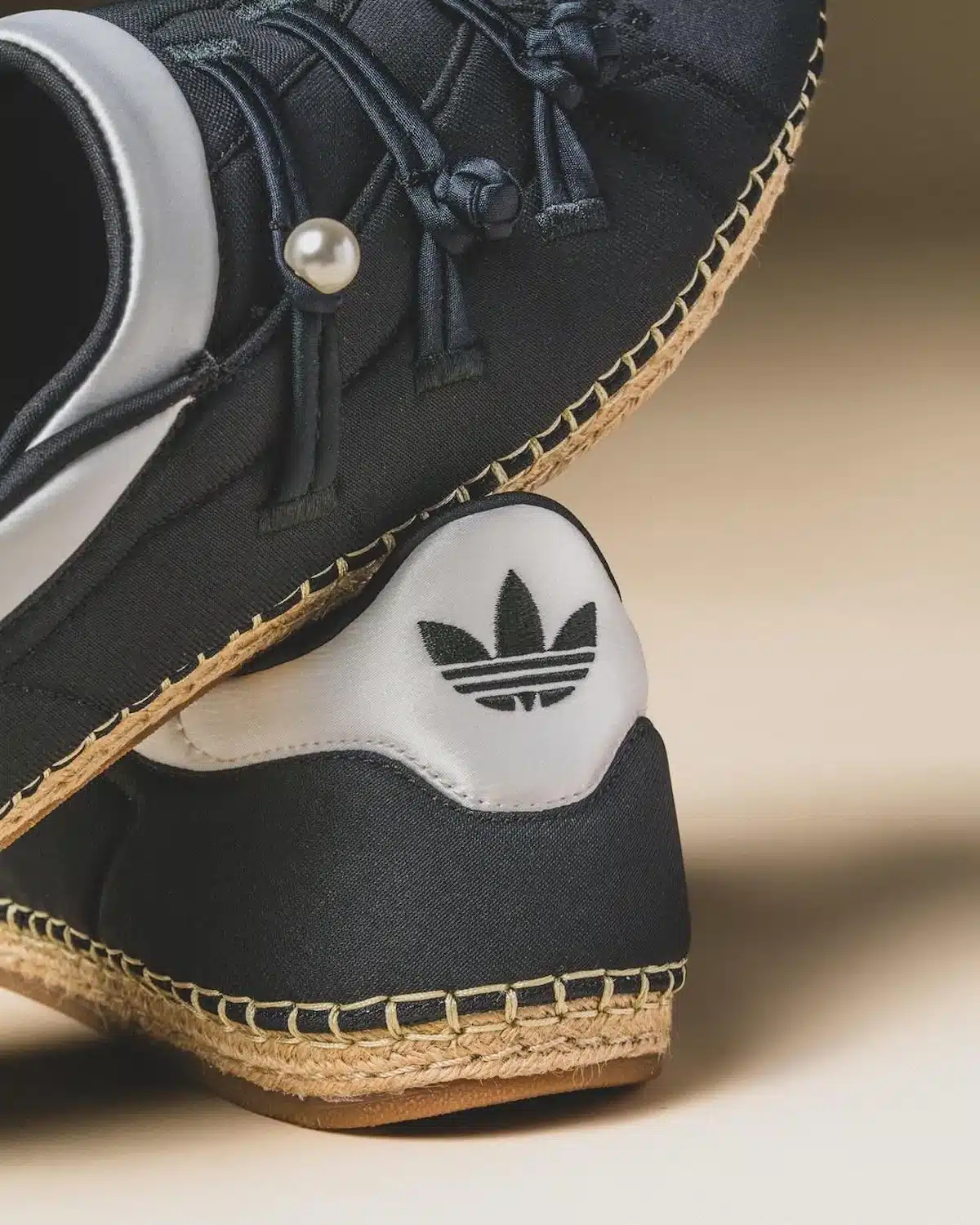 chaussure kung ku adidas JQ4053 (1)