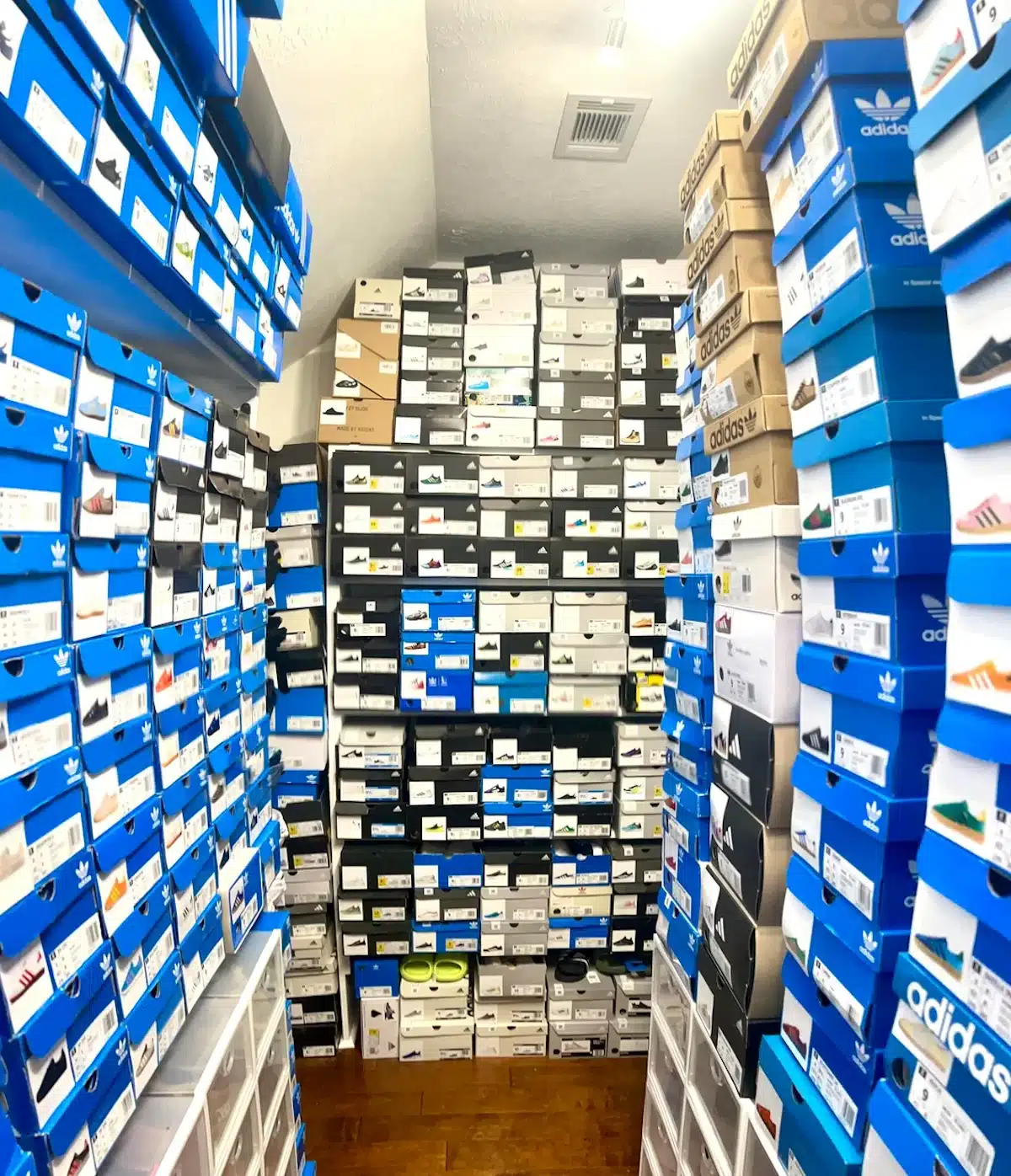 sneakerheads-hype-contradictions