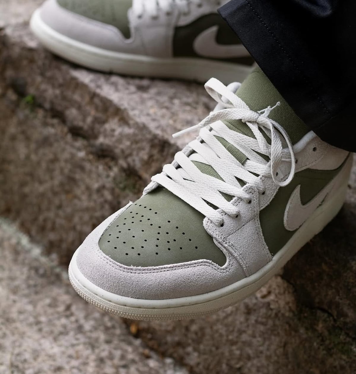 Air Jordan 1 Low Se Medium Olive Sail Light Orewood Brown HV4089-201