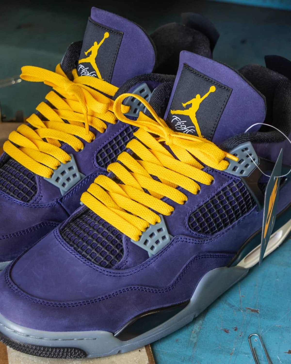 Air Jordan 4 violette et jaune FV5029-500 (4)