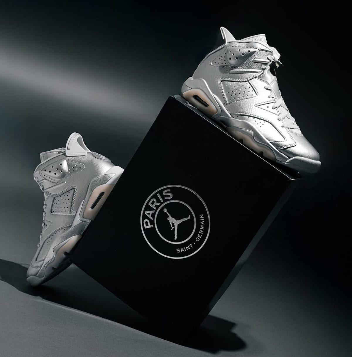 Air Jordan 6 PSG argentée Metallic Silver IQ5135-001 (1)