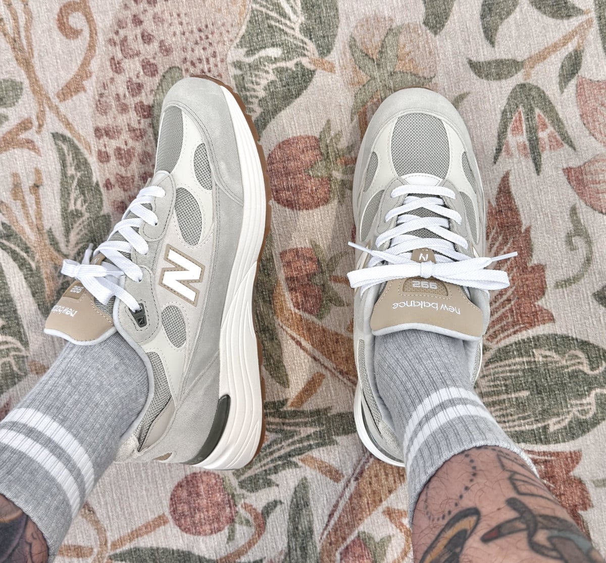 New Balance 992 Olivine on feet U992720