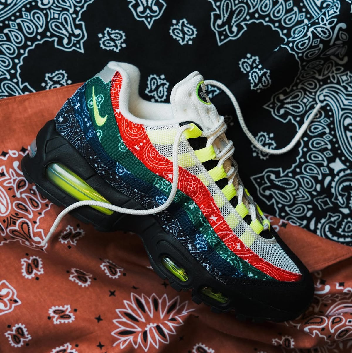 Nike Air Max 95 Big Bubble Paisley Bandana