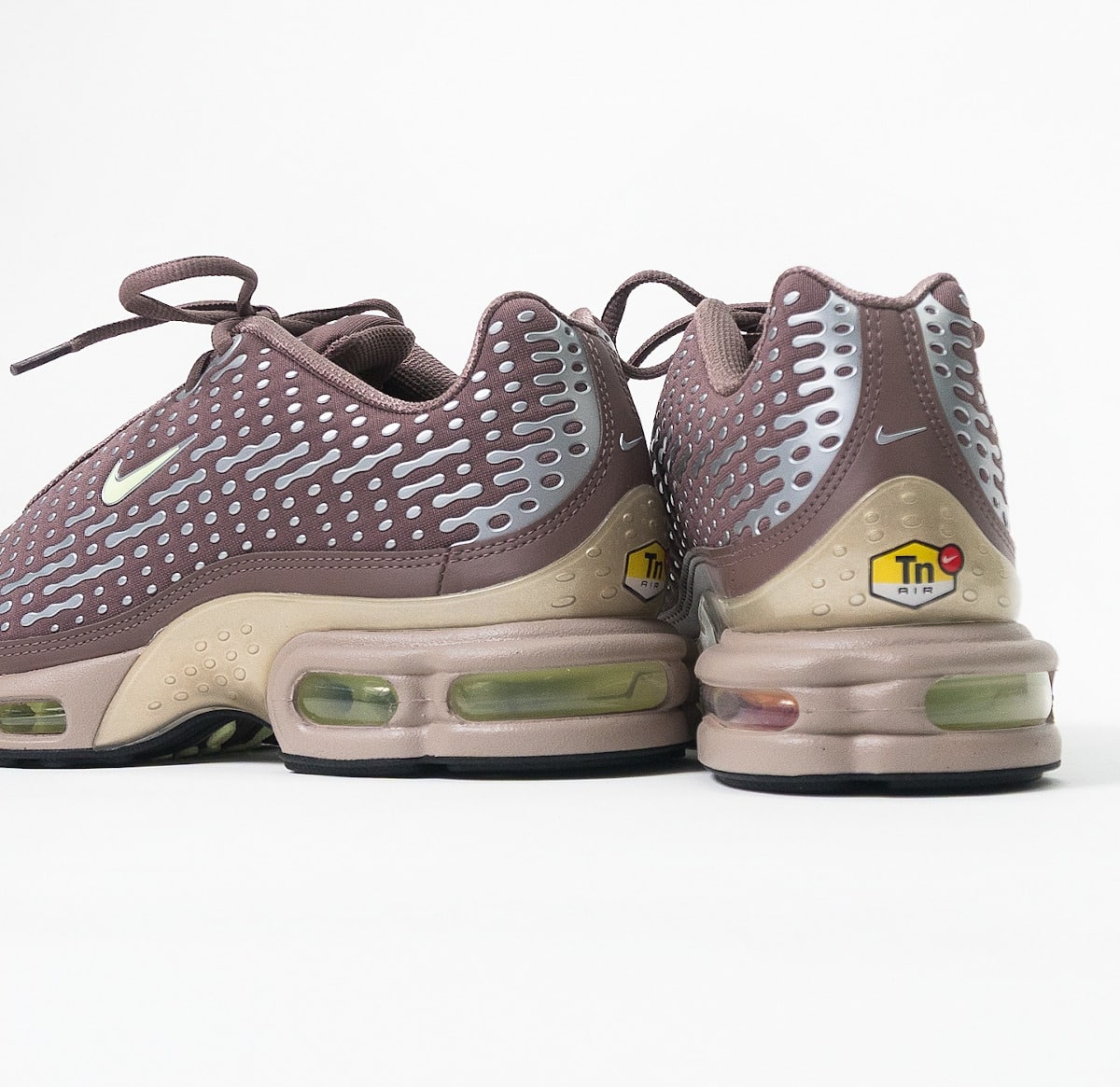 Nike Air Max Plus VII beige et marron HQ2197-200 (4)