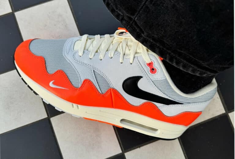 Patta x Nike Air Max 1 Hyper Crimson on feet (couv)