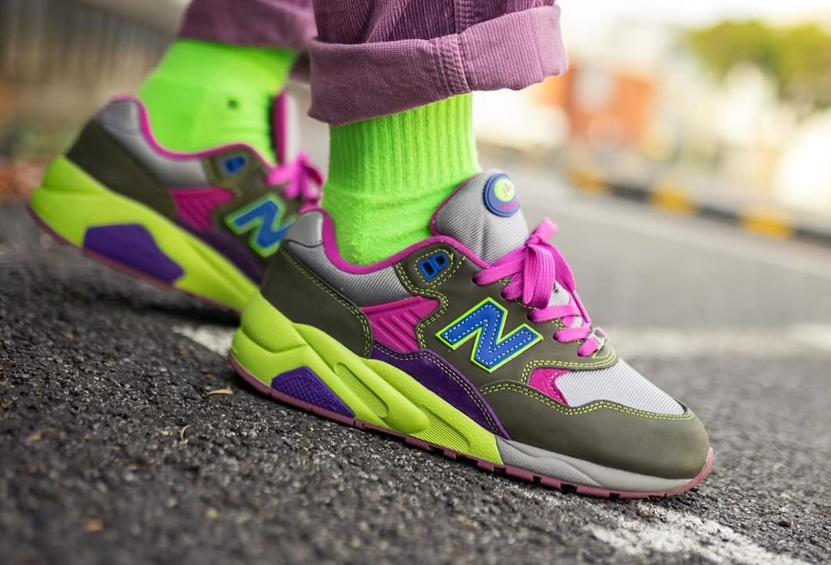 Stray Rats x New Balance 580 Dark Moss MT580ST2 (couv)