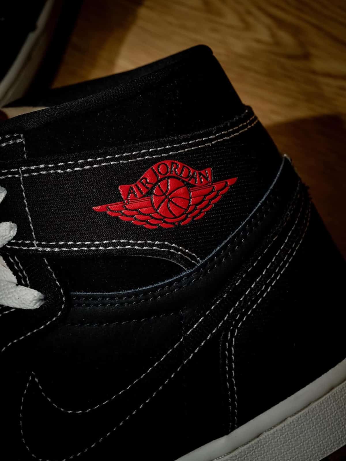 Air Jordan 1 High OG Flight Club II9811-001 (2)