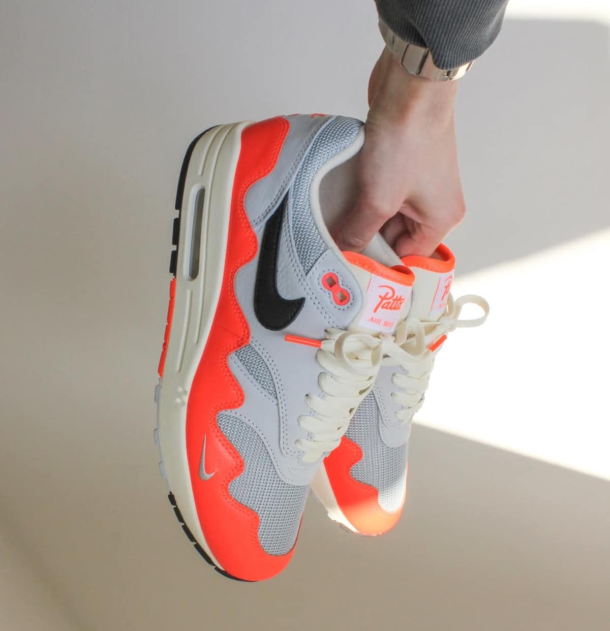 Nike Air Max 1 Patta Hyper Crimson 2026