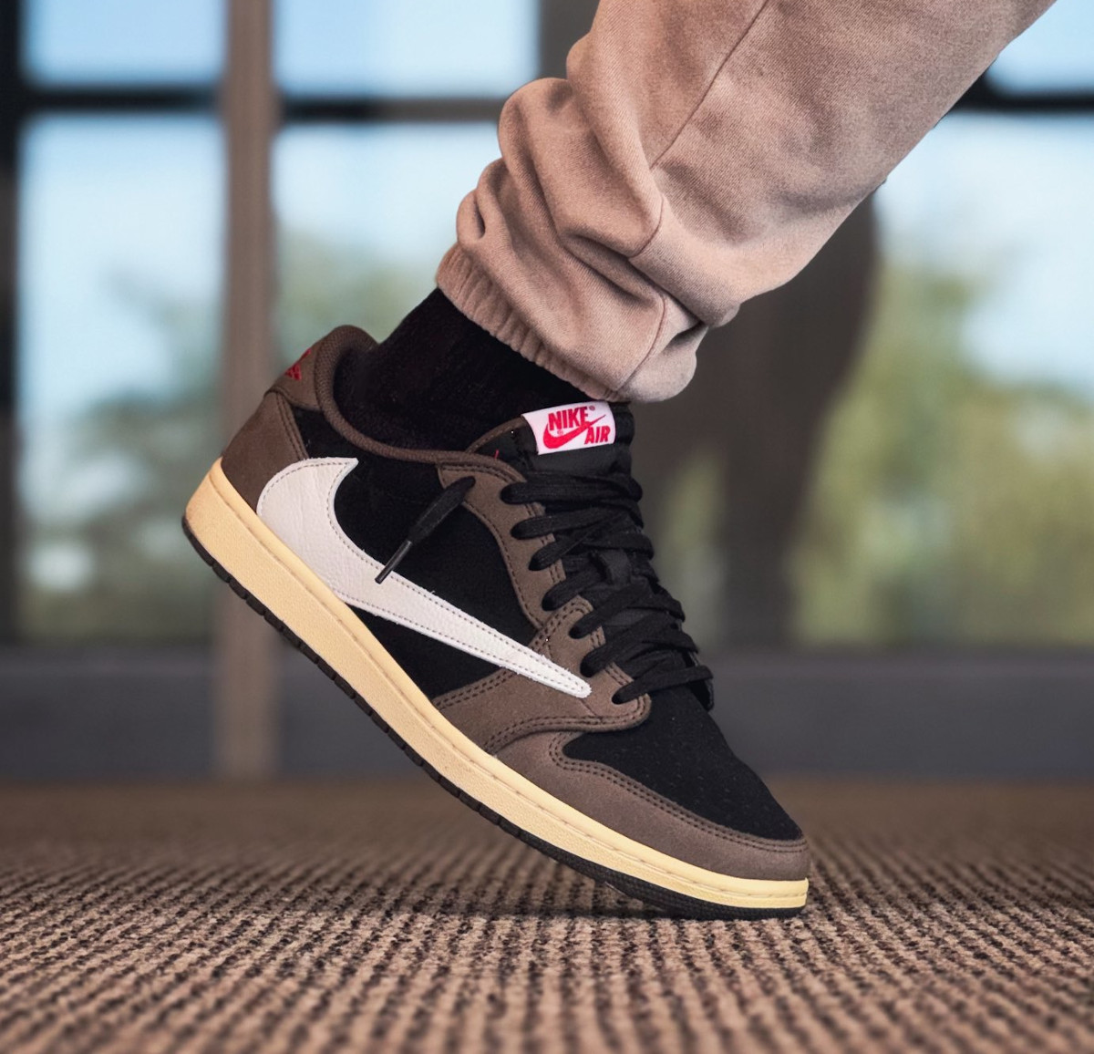 Lassitude Air Jordan 1 Low Travis Scott