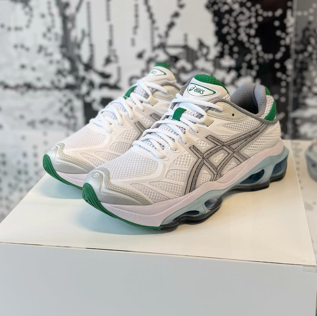 ASICS x HIDDEN GEL-KINETIC™ 2.0 blanche et verte (2)