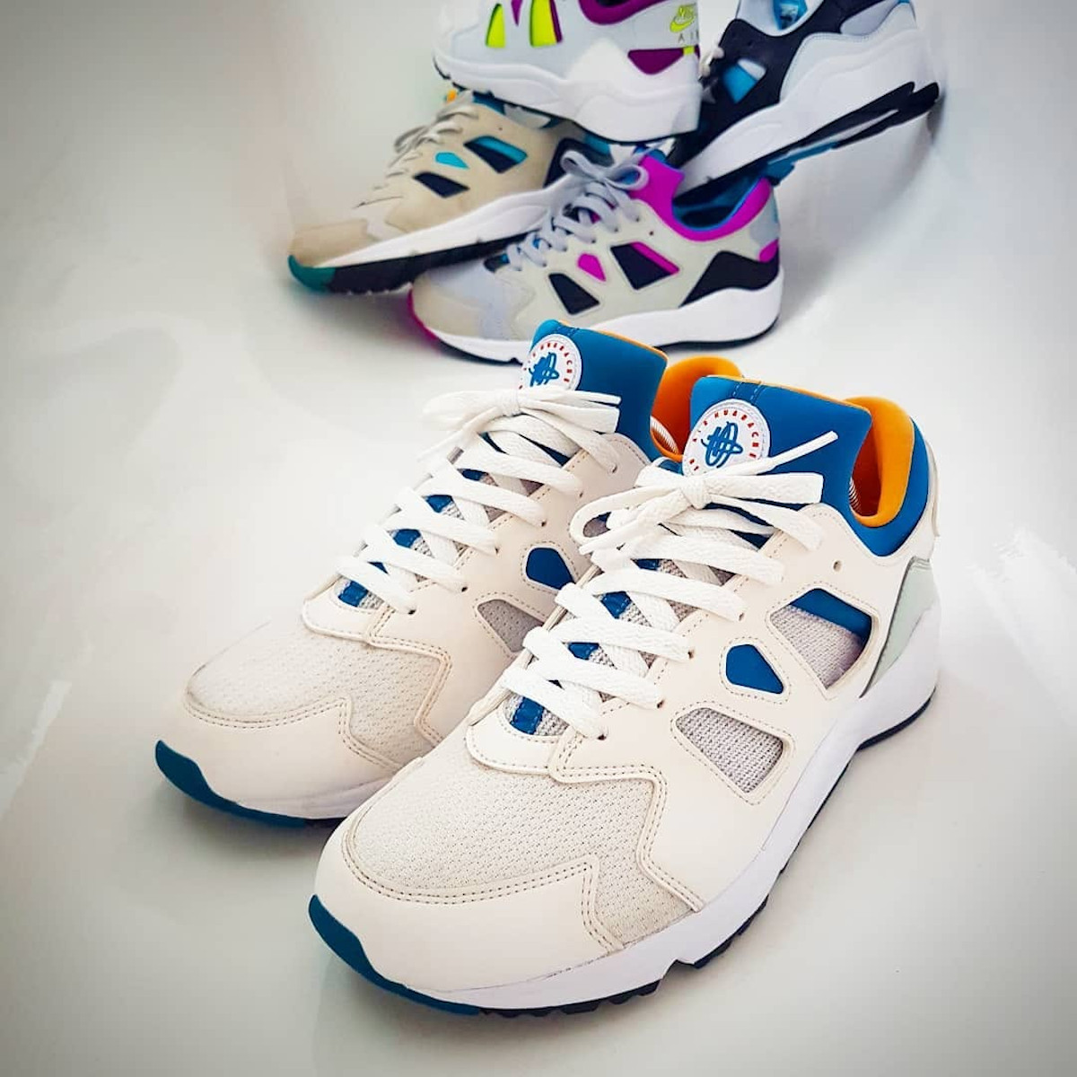 Nike Air Huarache International