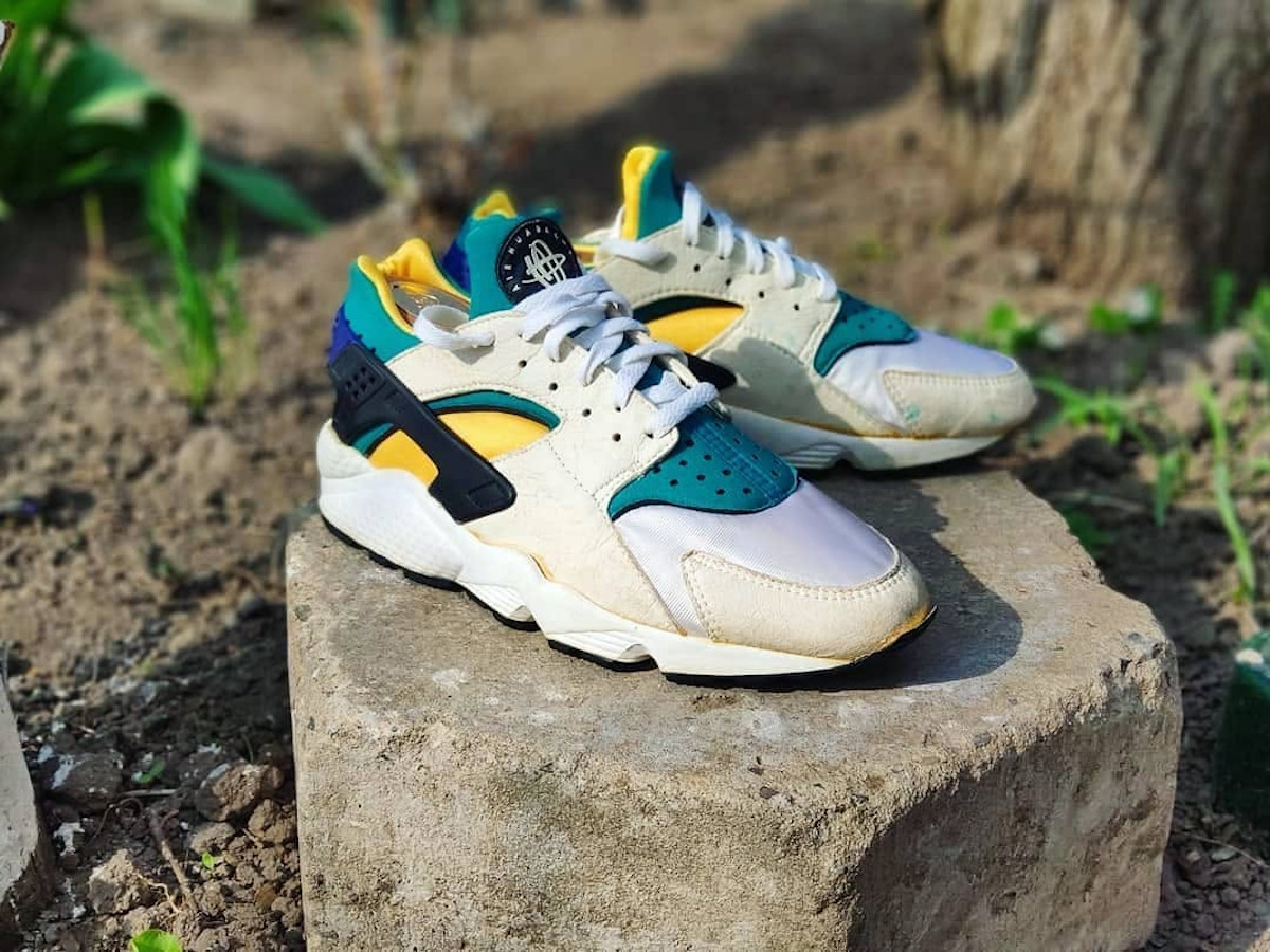 Nike Air Huarache OG 1992 White Sport Turquoise Canyon Gold made in Korea