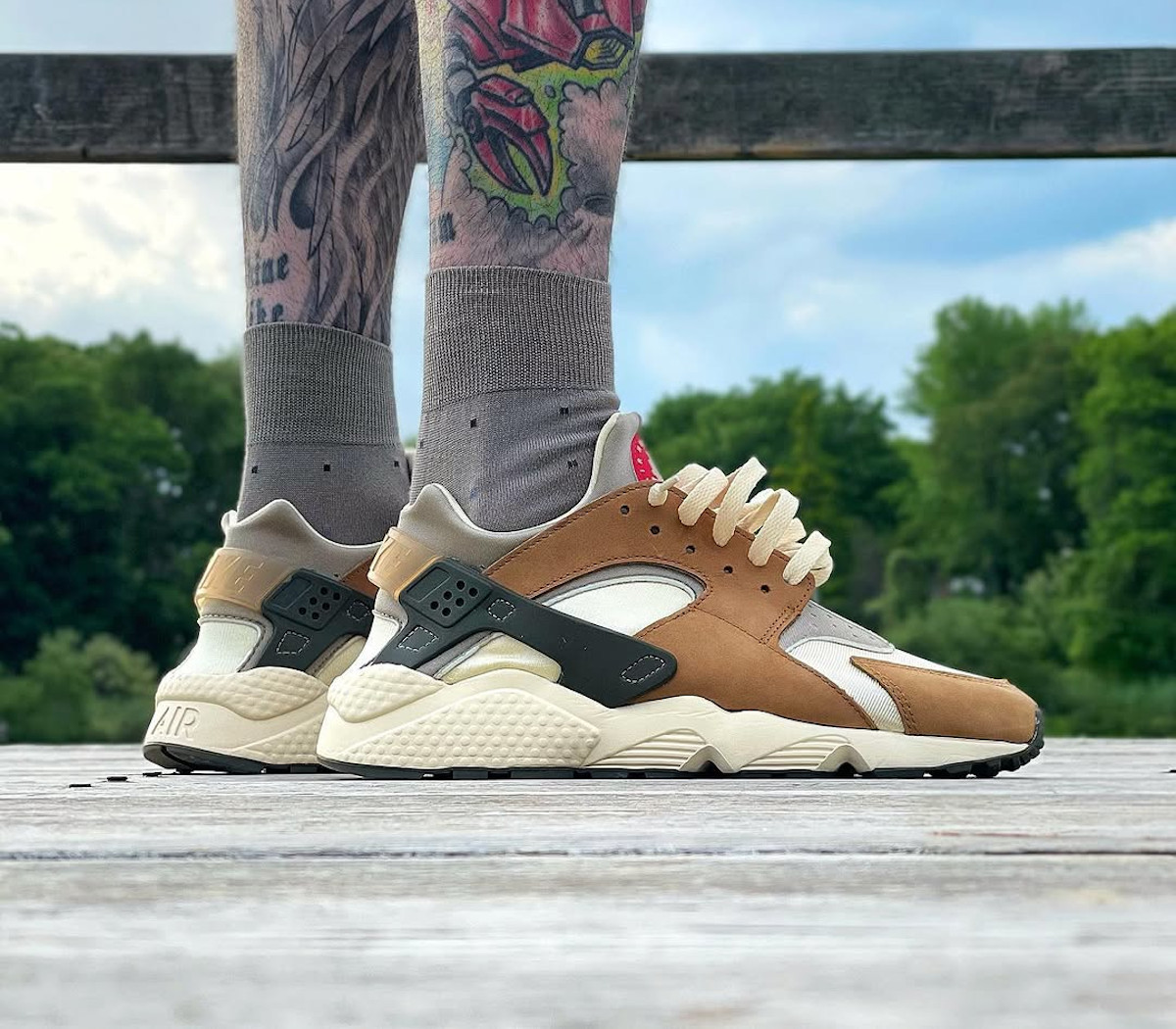 Nike Air Huarache Stussy Desert Oak