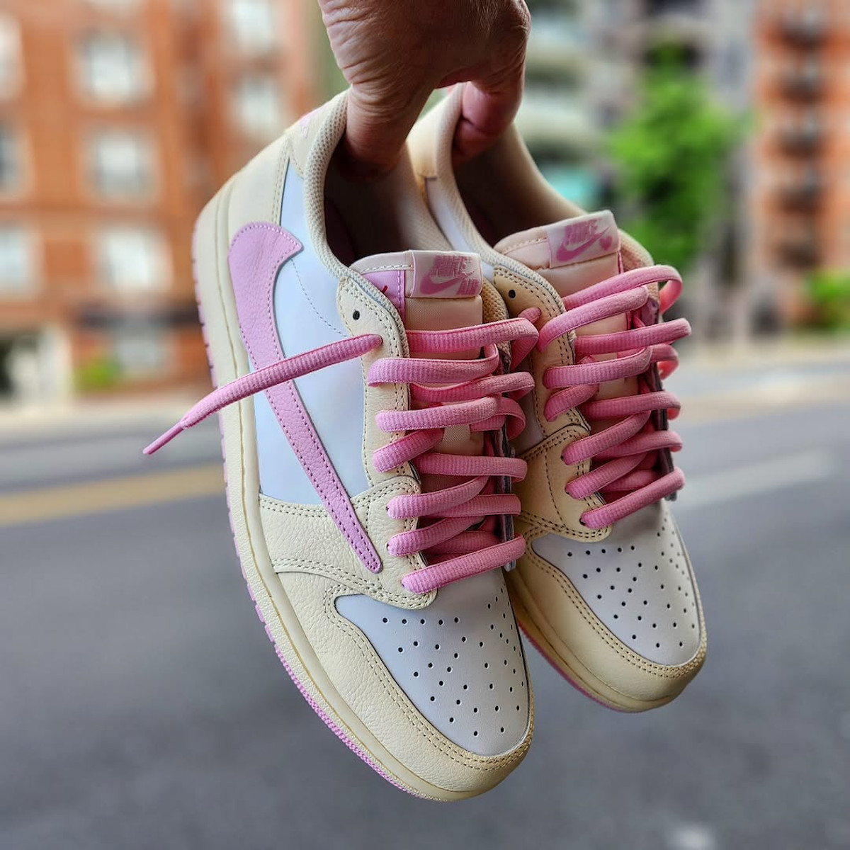 Travis Scott x Air Jordan 1 Low OG SP Shy Pink