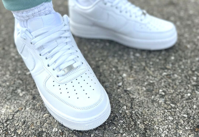 sneaker blanche pour homme (couv)