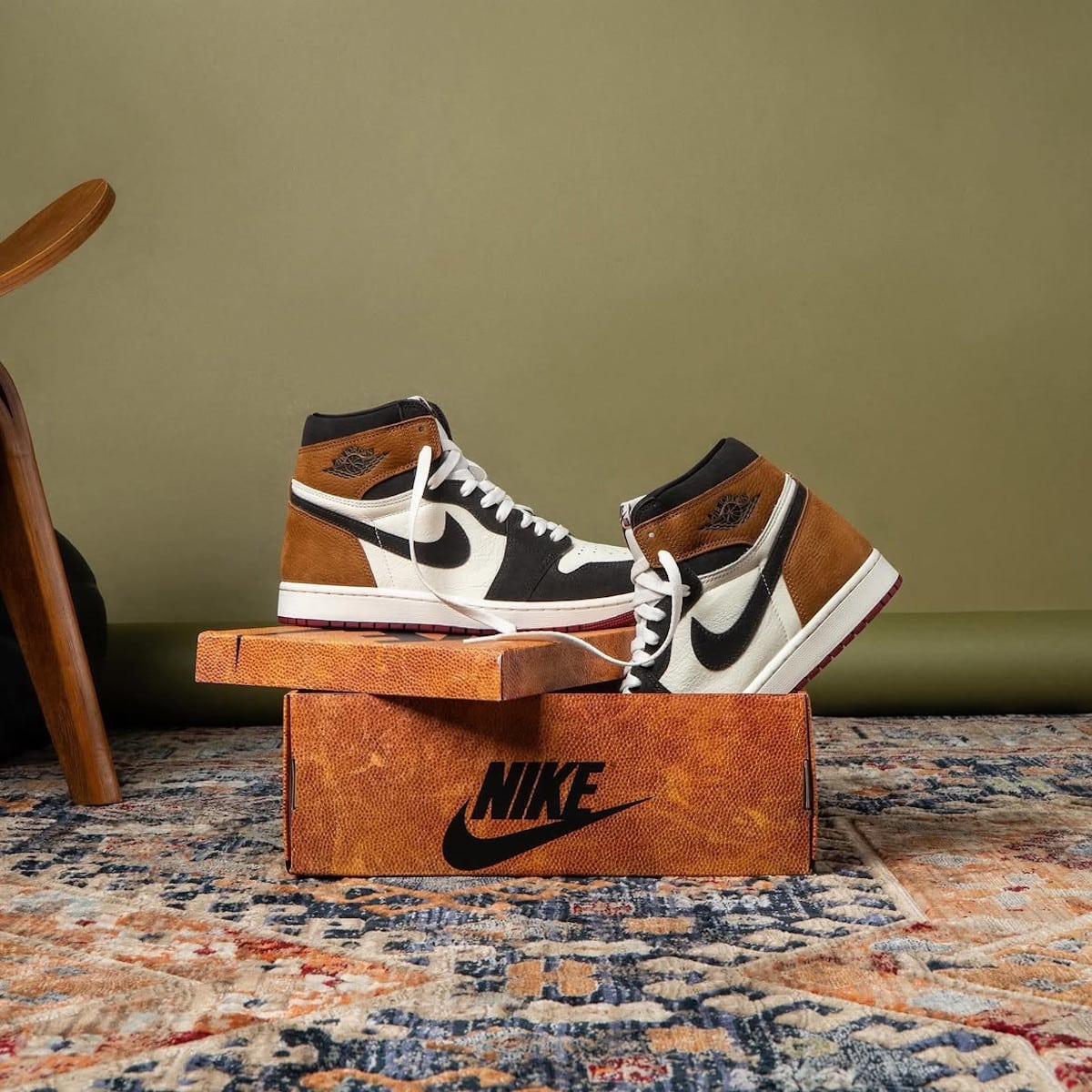 Air Jordan 1 High marron blanche et noire DZ5485-201 (1)